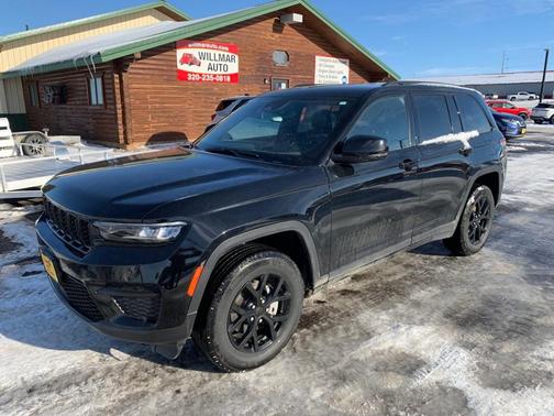 2024 Jeep Grand Cherokee Laredo