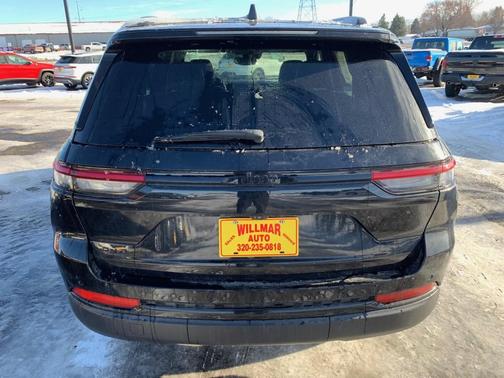 2024 Jeep Grand Cherokee Laredo