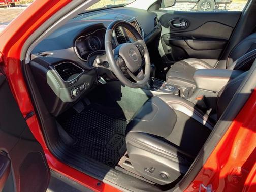 2019 Jeep Cherokee Trailhawk