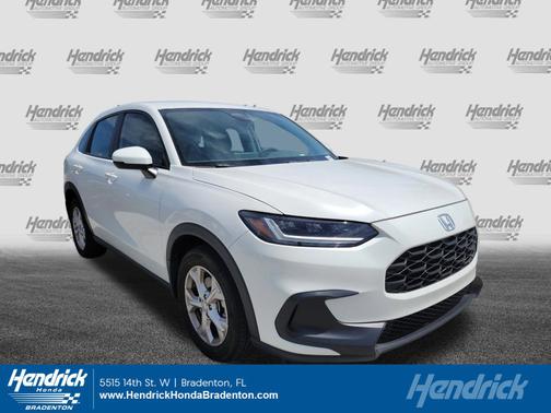 Platinum White Pearl 2024 Honda HR-V