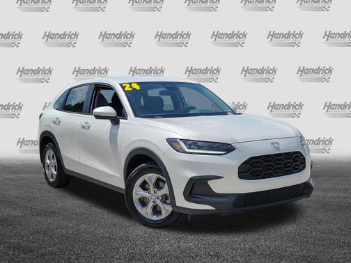 Platinum White Pearl 2024 Honda HR-V