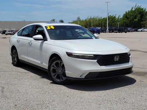 Platinum White Pearl 2024 Honda Accord