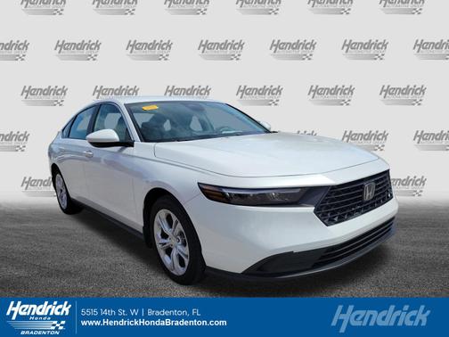 Platinum White Pearl 2025 Honda Accord