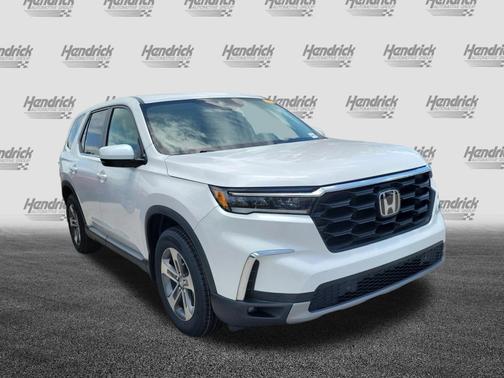 Platinum White Pearl 2024 Honda Pilot