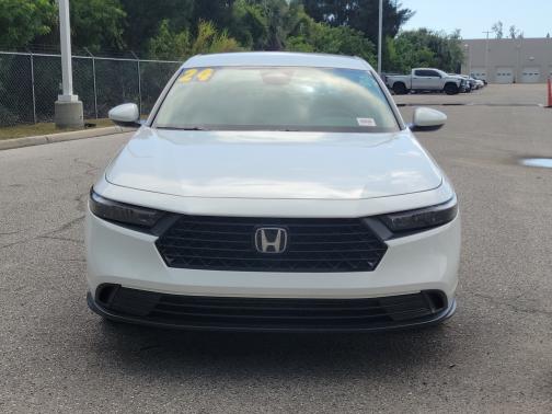 Platinum White Pearl 2024 Honda Accord