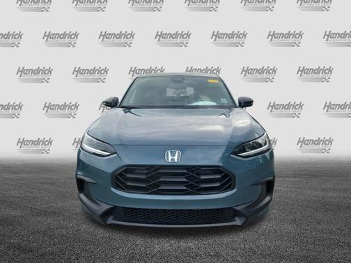 Nordic Forest Pearl 2024 Honda HR-V