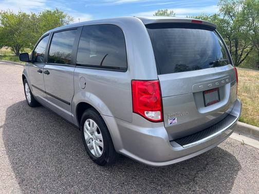 Silver 2014 Dodge Grand Caravan AVP/SE