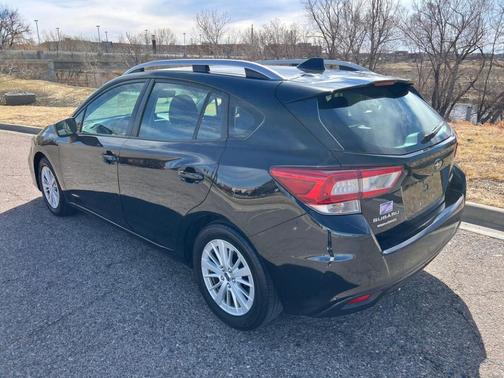 2018 Subaru Impreza 2.0i Premium