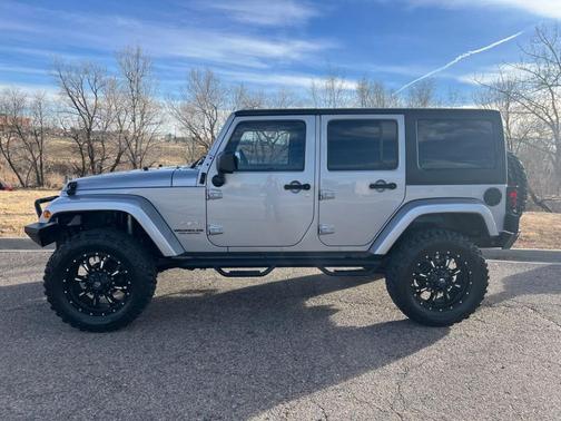 2013 Jeep Wrangler Unlimited Sahara