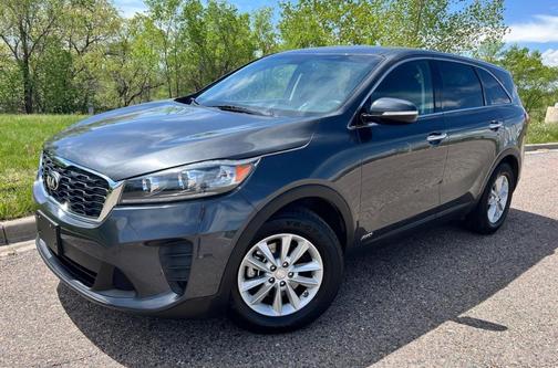 2019 Kia Sorento LX V6