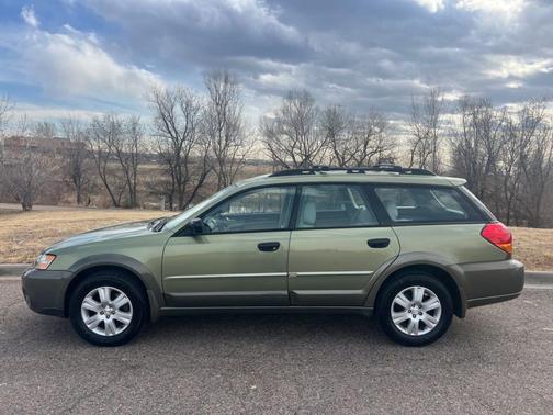 2005 Subaru Outback 2.5i