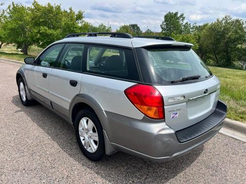 2005 Subaru Outback 2.5i