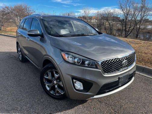 2016 Kia Sorento SX