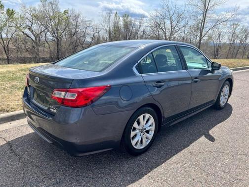 2017 Subaru Legacy 2.5i