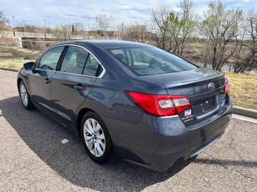 2017 Subaru Legacy 2.5i