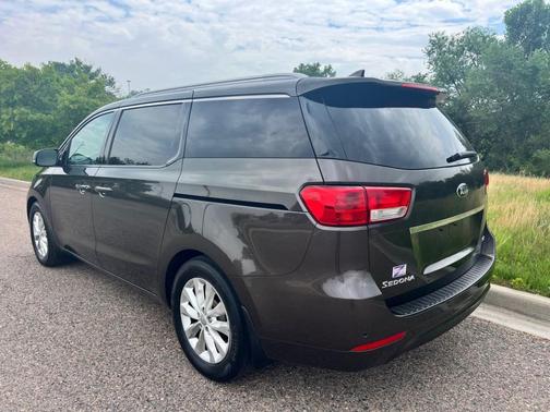 2015 Kia Sedona EX