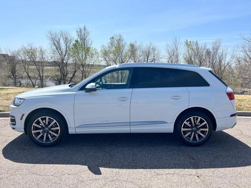 2017 Audi Q7 3.0T Premium Plus