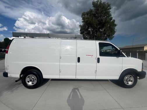 White 2016 GMC Savana 3500 Work Van