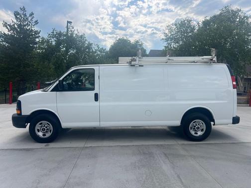 White 2016 GMC Savana 3500 Work Van