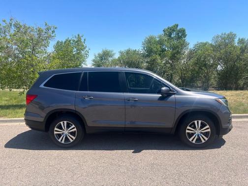 Gray 2017 Honda Pilot EX-L w/ Navigation