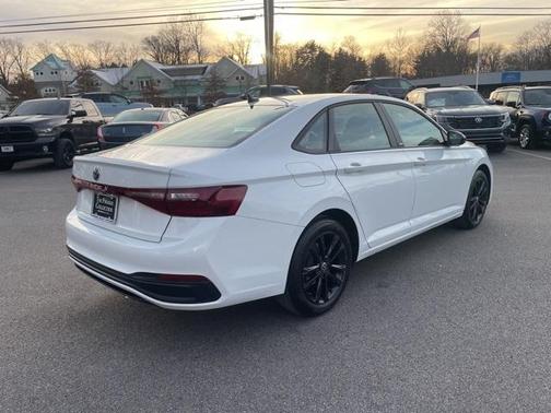 2025 Volkswagen Jetta 1.5T Sport