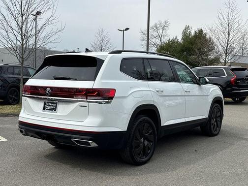 2025 Volkswagen Atlas 2.0T SE