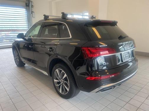2024 Audi Q5 45 S line quattro Premium