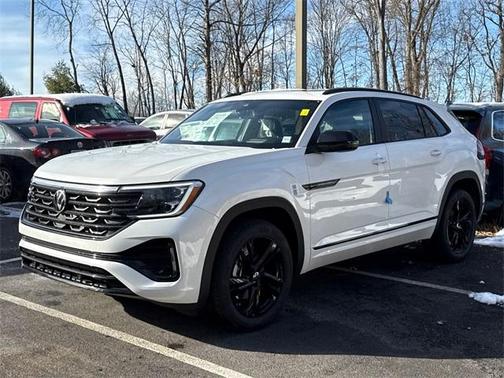 2026 Volkswagen Atlas Cross Sport 2.0T SEL R-Line Black