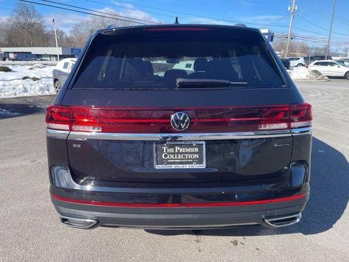 2025 Volkswagen Atlas 2.0T SE