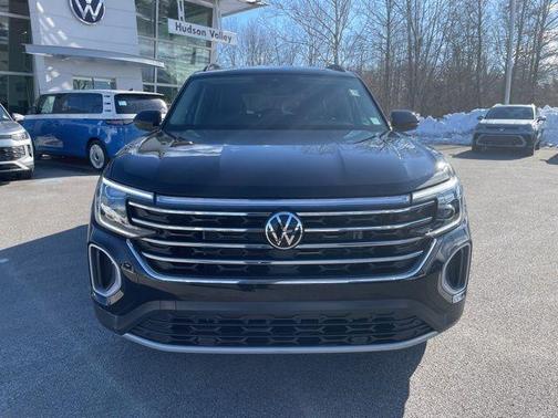 2025 Volkswagen Atlas 2.0T SE