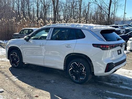 2026 Volkswagen Tiguan 2.0T SEL R-Line