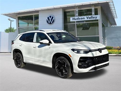 2026 Volkswagen Tiguan 2.0T SEL R-Line