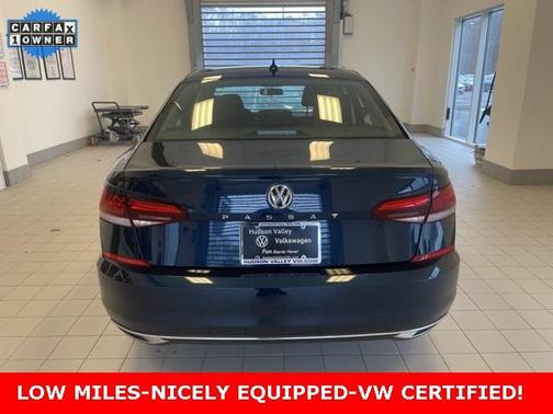 Photo 3 of 19 of 2021 Volkswagen Passat 2.0T S