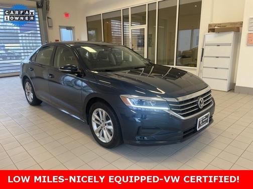 Photo 5 of 19 of 2021 Volkswagen Passat 2.0T S