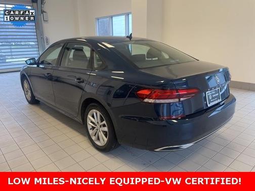 Photo 2 of 19 of 2021 Volkswagen Passat 2.0T S