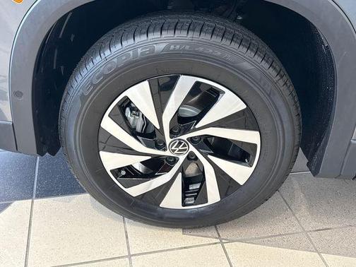 2025 Volkswagen Tiguan 2.0T S