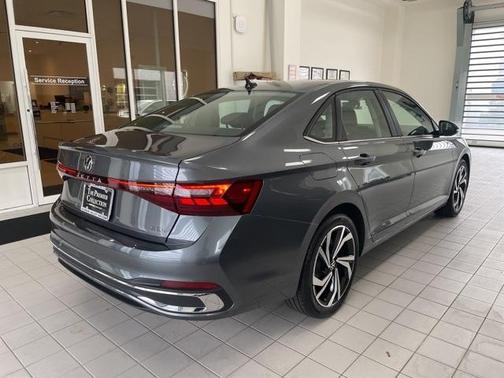 2025 Volkswagen Jetta 1.5T SEL