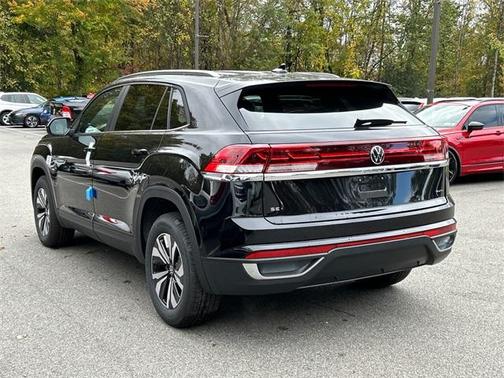 2026 Volkswagen Atlas Cross Sport 2.0T SE