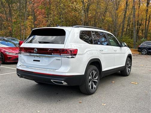 2026 Volkswagen Atlas 2.0T SE