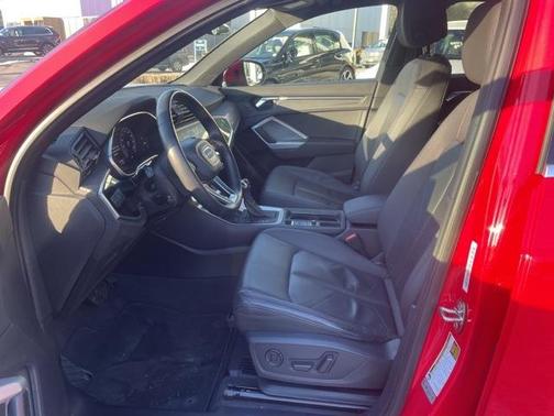 2019 Audi Q3 2.0T Premium Plus