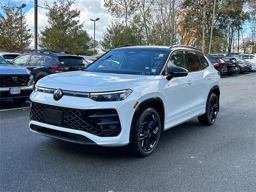 2025 Volkswagen Tiguan 2.0T SE R-Line Black