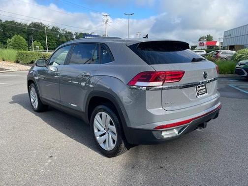 2022 Volkswagen Atlas Cross Sport 3.6L V6 SE w/Technology