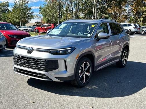 2025 Volkswagen Tiguan 2.0T SE