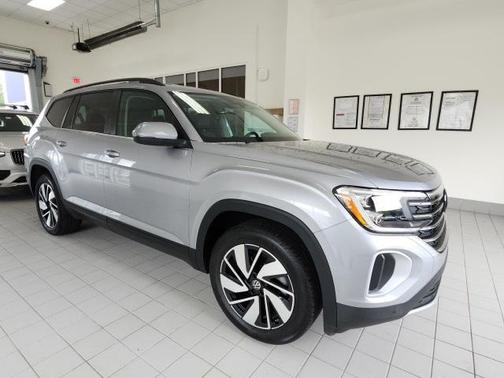 2025 Volkswagen Atlas 2.0T SE