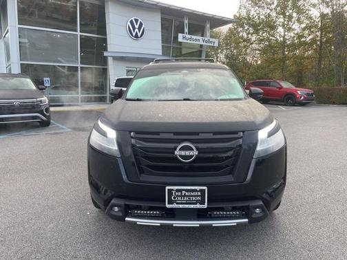 2022 Nissan Pathfinder Platinum