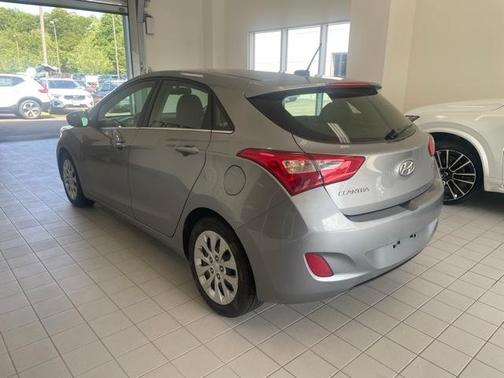 2016 Hyundai Elantra GT Base