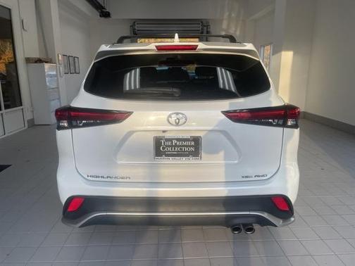 2023 Toyota Highlander XSE