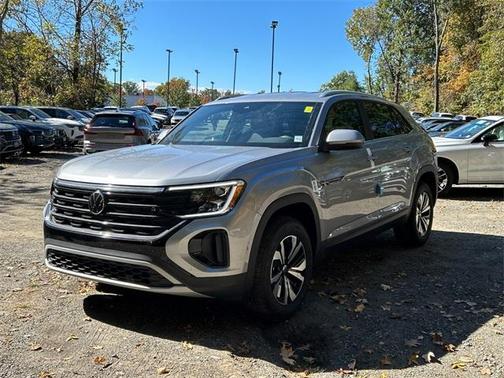 2026 Volkswagen Atlas Cross Sport 2.0T SE