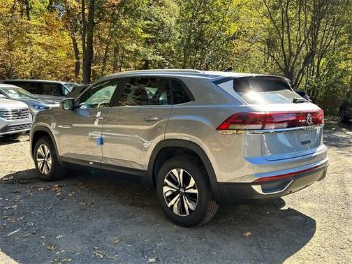 2026 Volkswagen Atlas Cross Sport 2.0T SE
