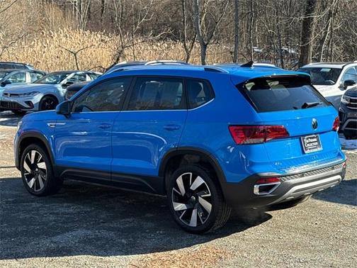 2023 Volkswagen Taos 1.5T SEL